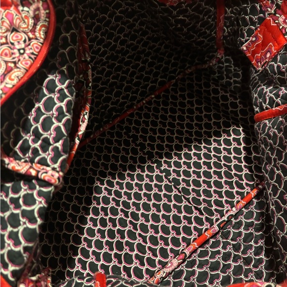 Vera Bradley Red Patterned Travel Bag - Picture 8 of 8
